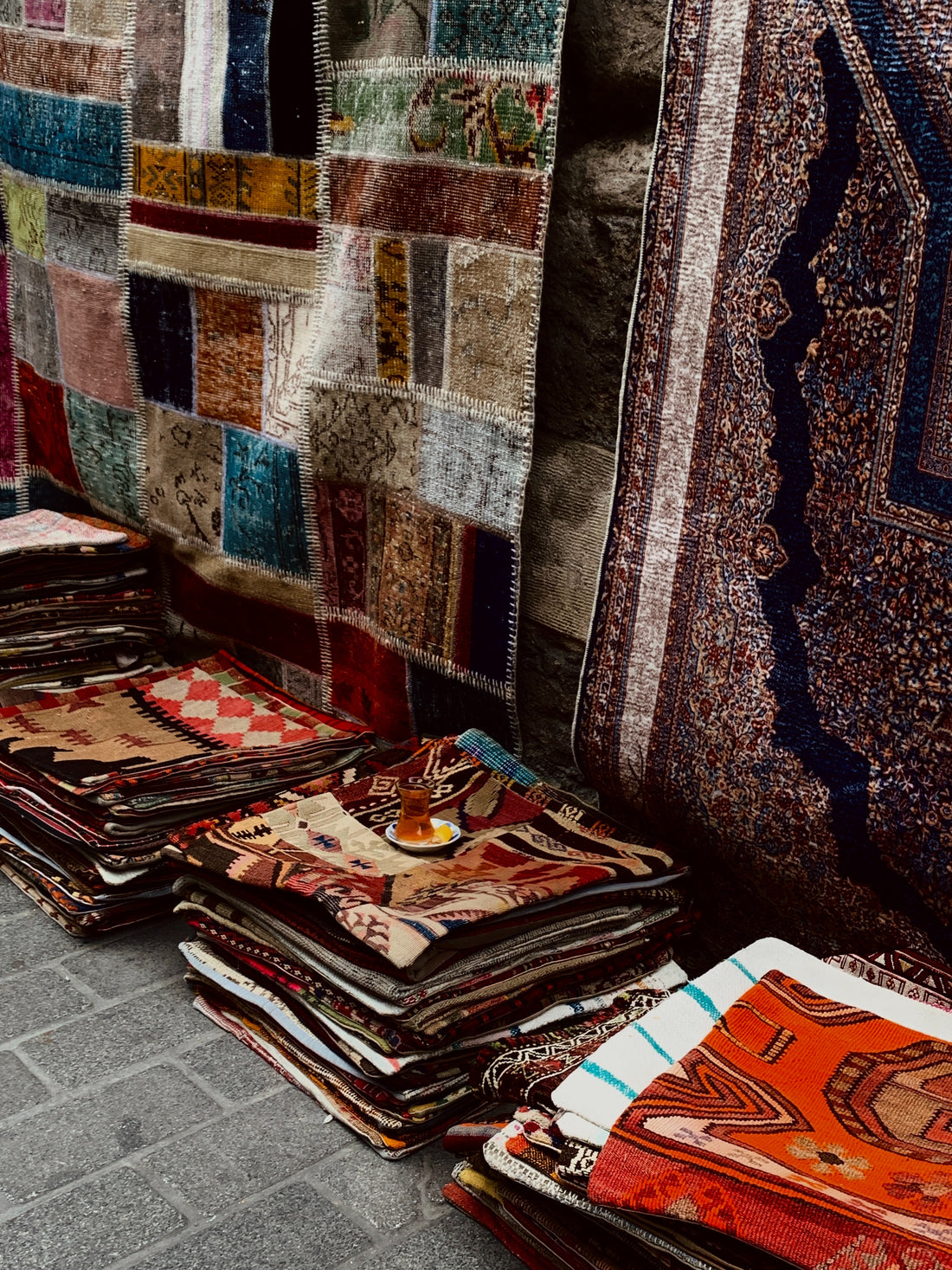 Uncover the Fascinating History of Cushion Covers Across Cultures.