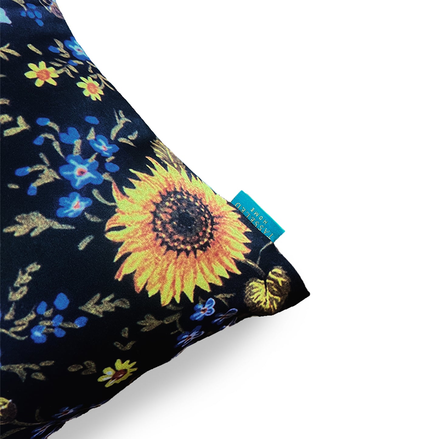 BLACK BLOSSOM Set of 5 Cushion Covers