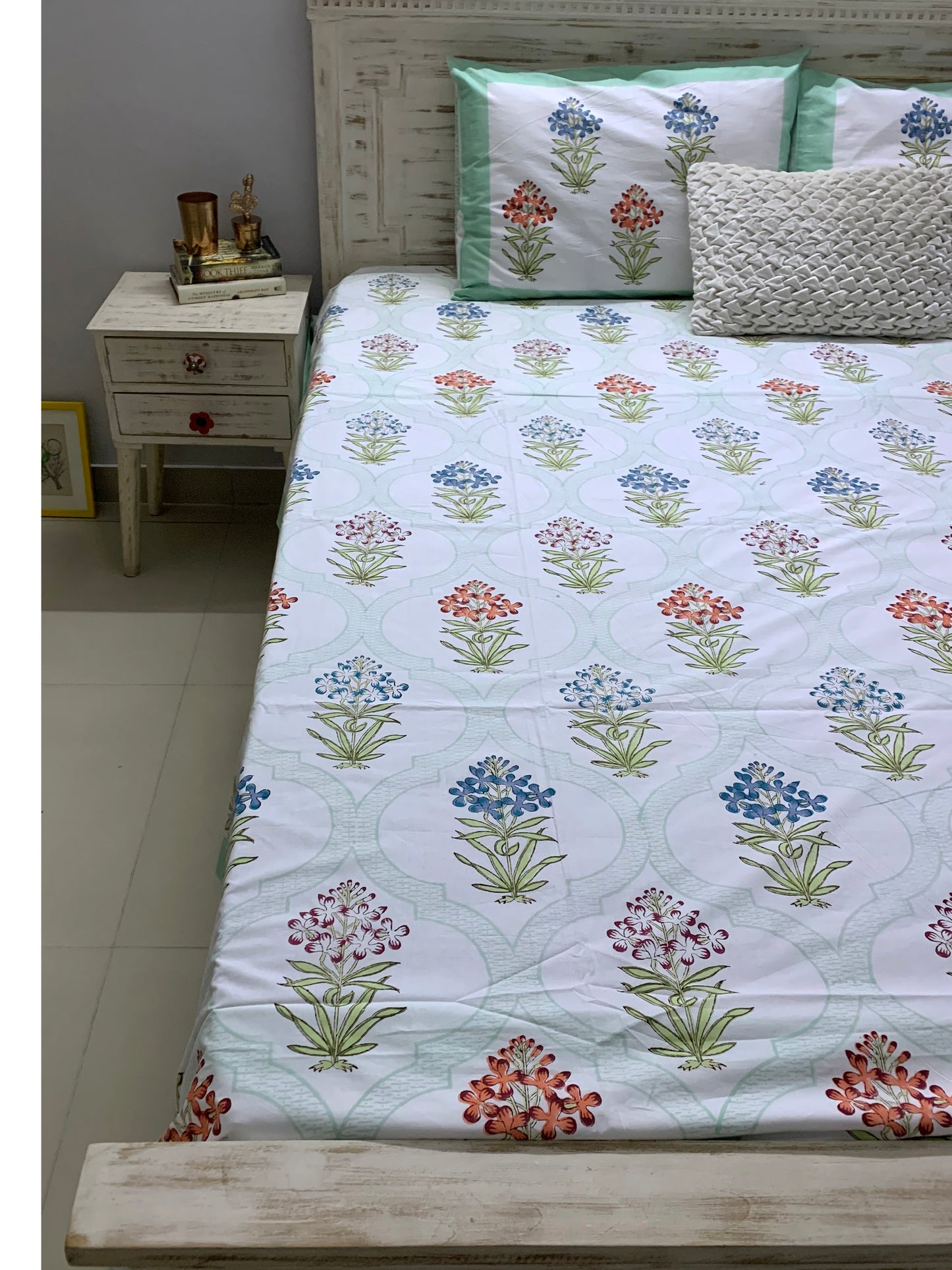 Heena Premium Cotton Block Print King Size Bedsheet