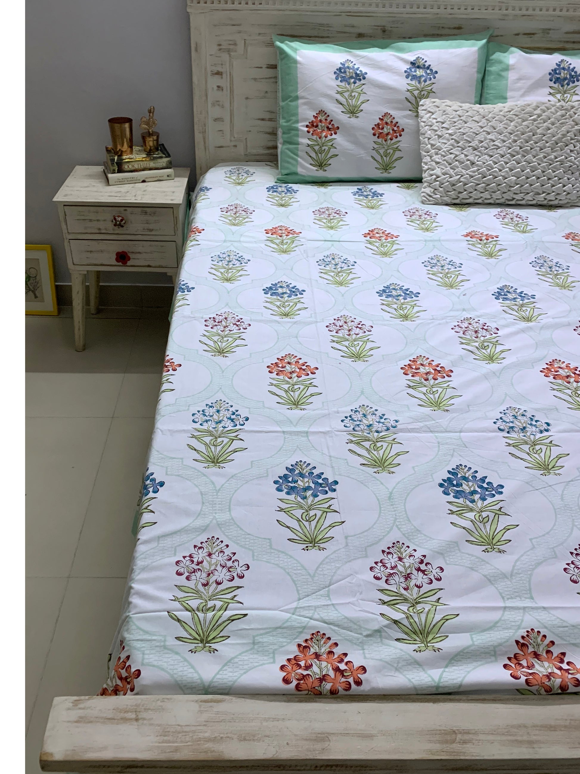 Heena Premium Cotton Block Print King Size Bedsheet