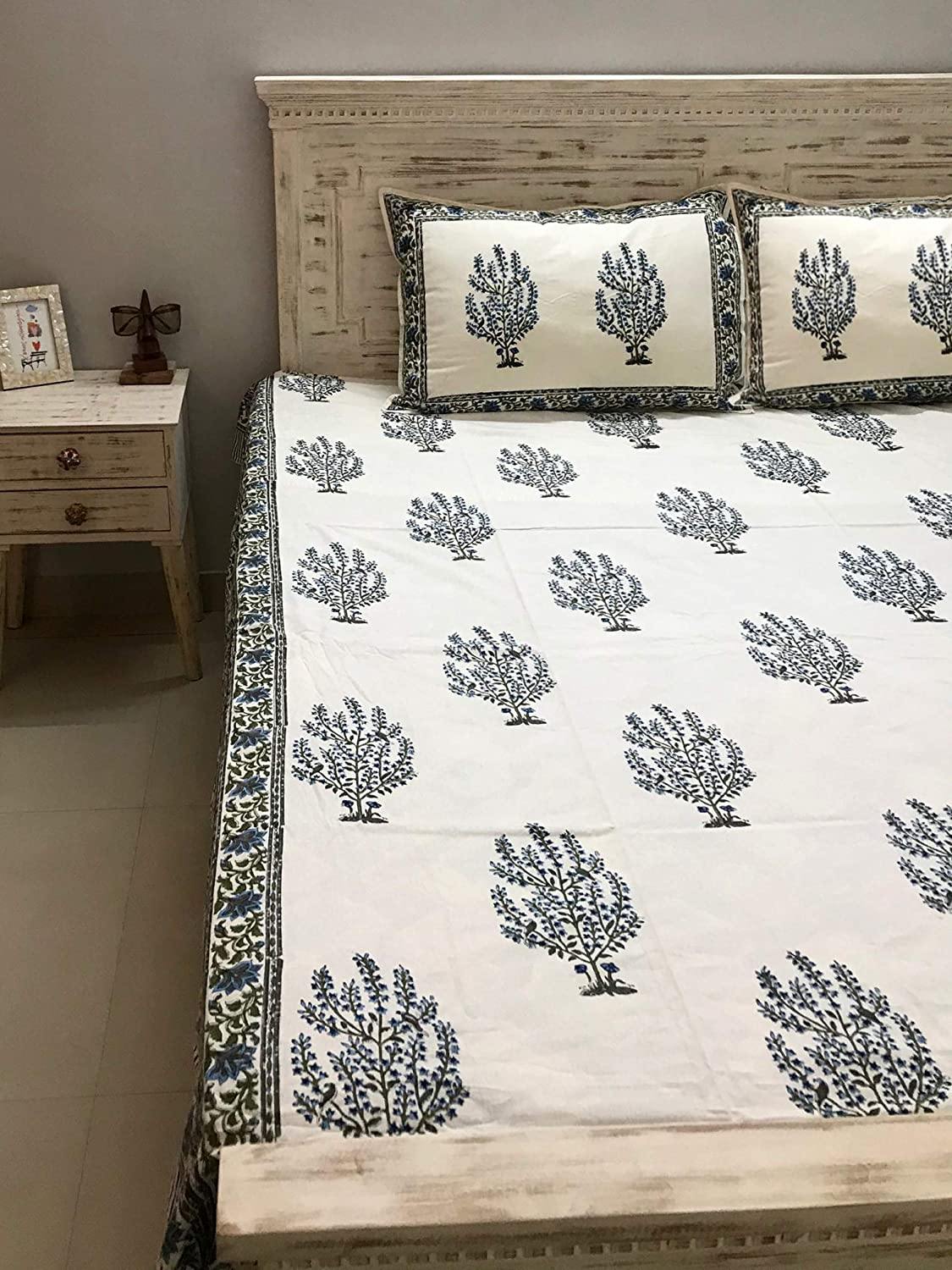 Panache Fine Cotton Pique Blockprint King Size Bedsheet + 2 Pilllow Covers - Tasseled Home